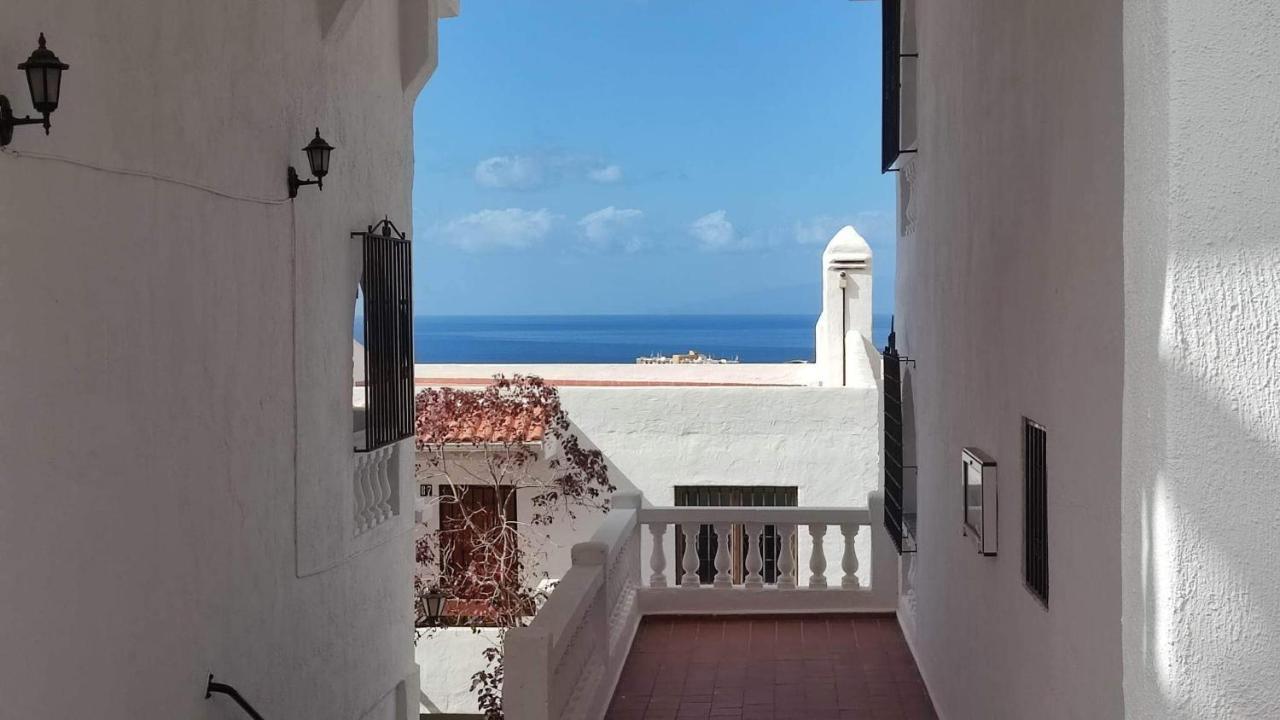 Santiago Beach, Los Cristianos Apartment With Air Conditioning Екстериор снимка